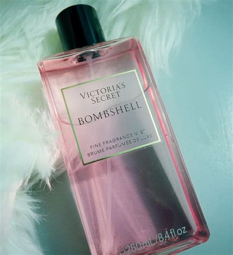 vs bombshell perfume review